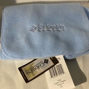 Columbia Sportswear Co. Unisex, Baby Blue, Bugascarf, one size. Polyester. New!